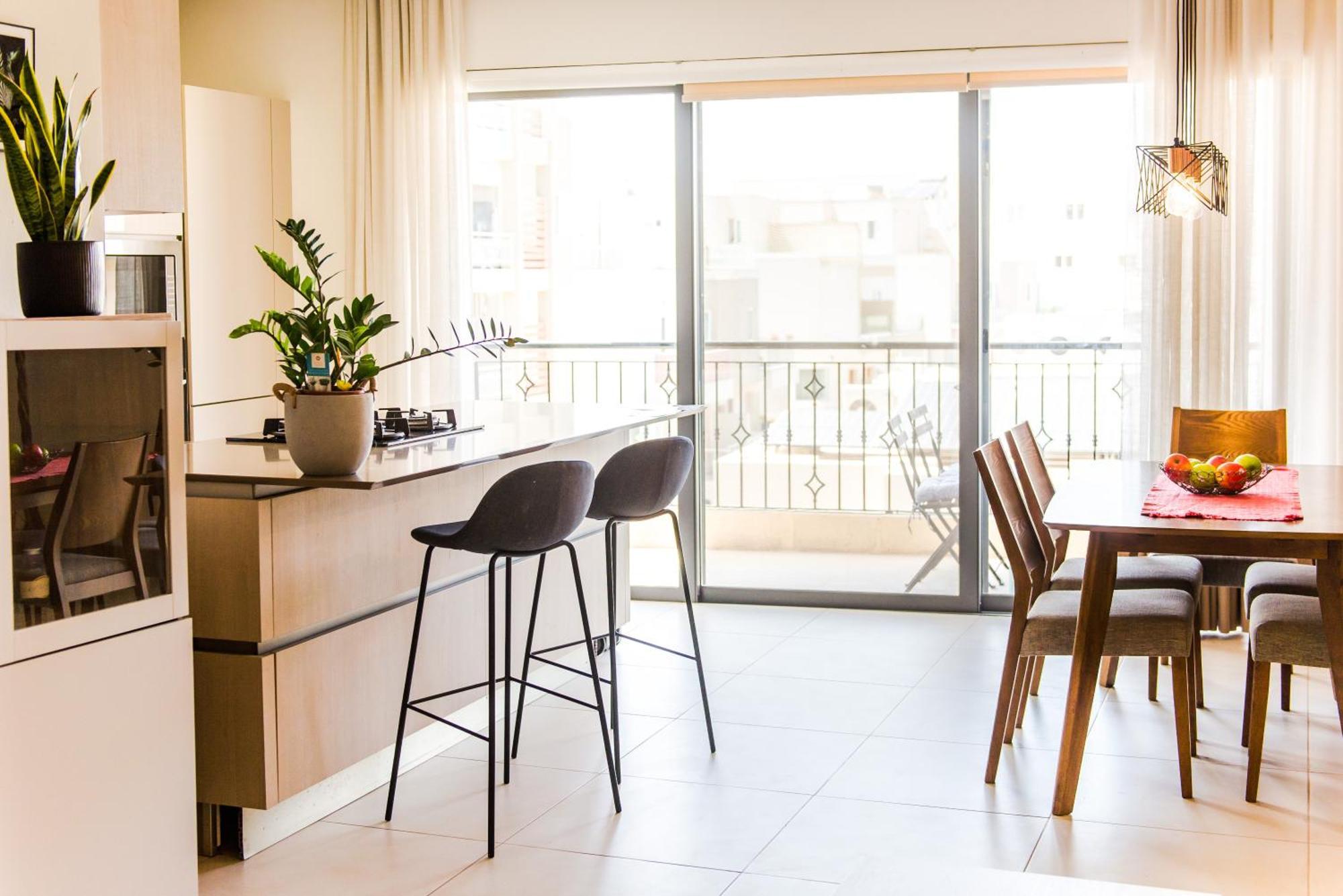 Mediterranean Abode - Spacious Apartment In Swieqi Is-Swieqi Exterior photo