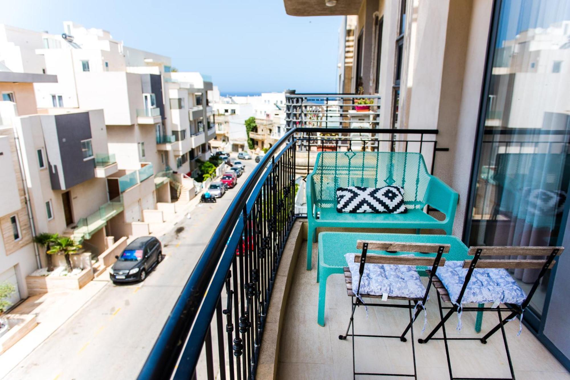 Mediterranean Abode - Spacious Apartment In Swieqi Is-Swieqi Exterior photo